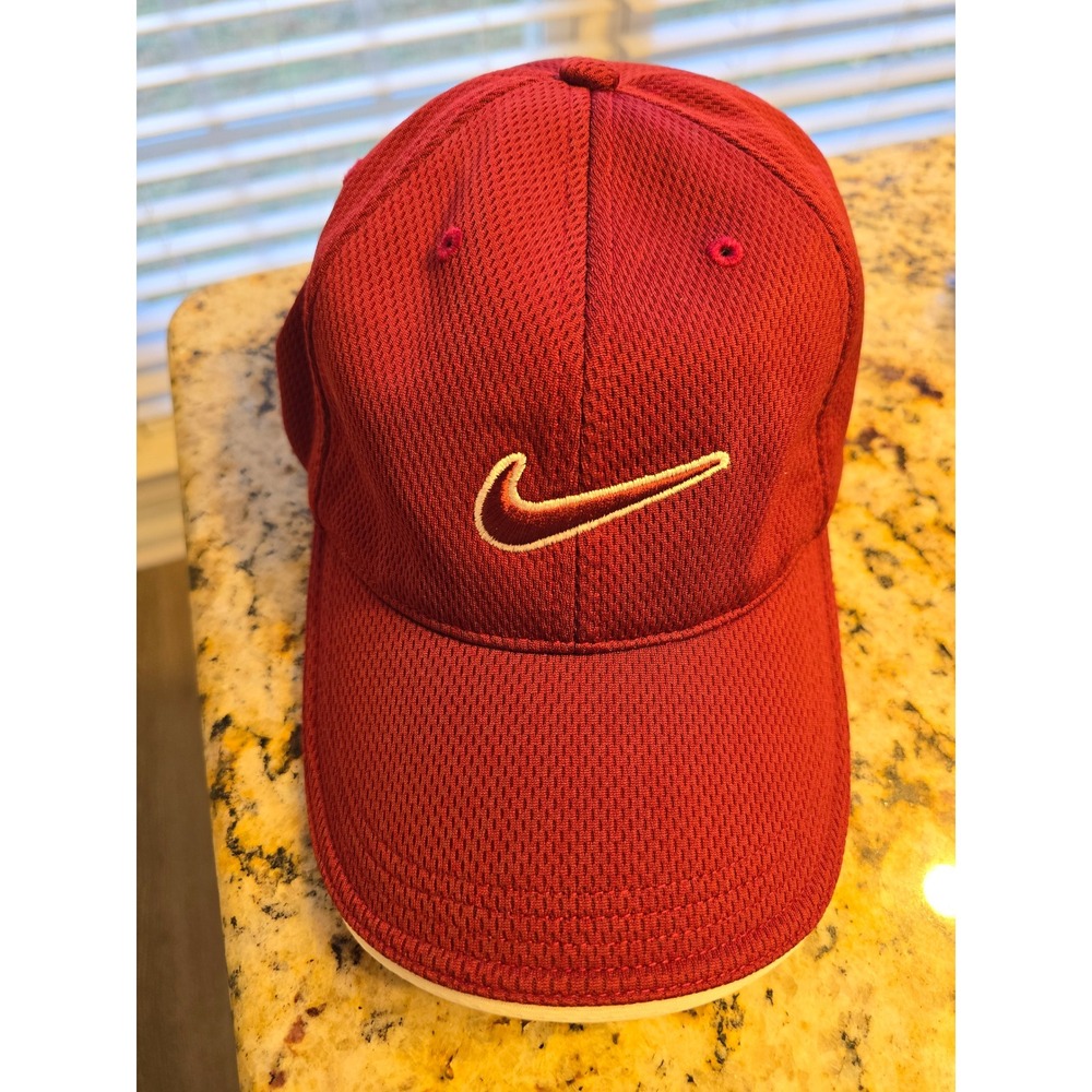 Nike Golf Dri FIT Mens Burgundy‎ Red Embroidered Swoosh Baseball Cap One Size